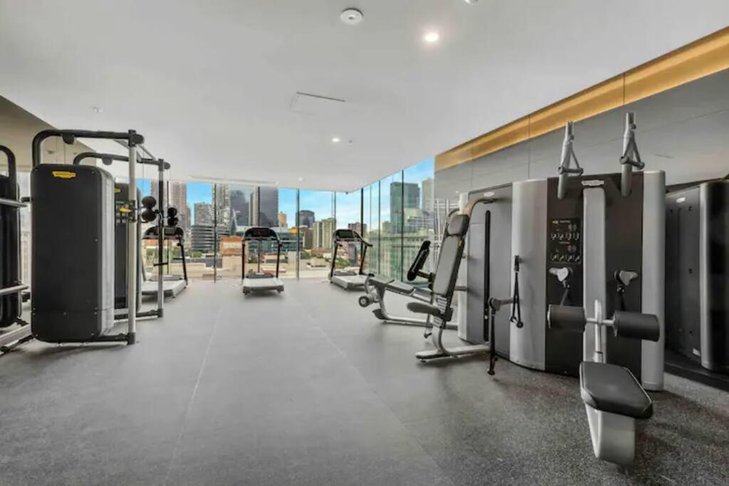 Comfy 2 Bed Apartment In The Heart Of Melbourne Exterior photo